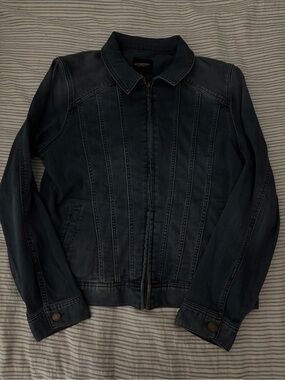 Women's Dark Indigo Jean Jacket with Vertical Seaming